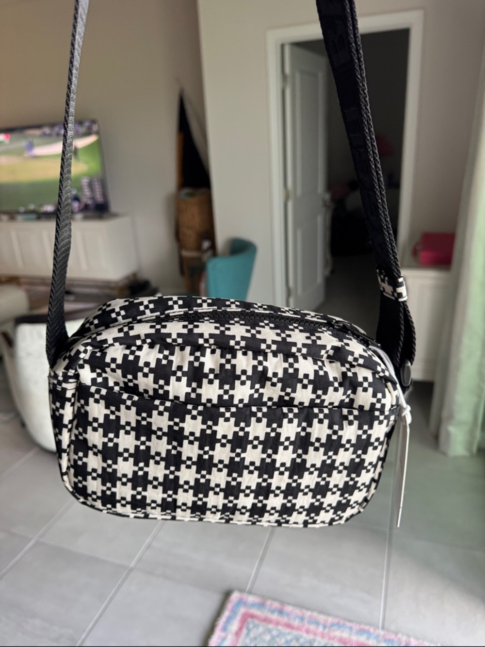 BAGGU Camera Crossbody Black & White Pixel Gingham Bag with Adjustable Strap NWT